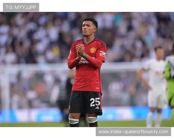 曼联边锋桑乔租借回归多特蒙德，体检通过后签约半年